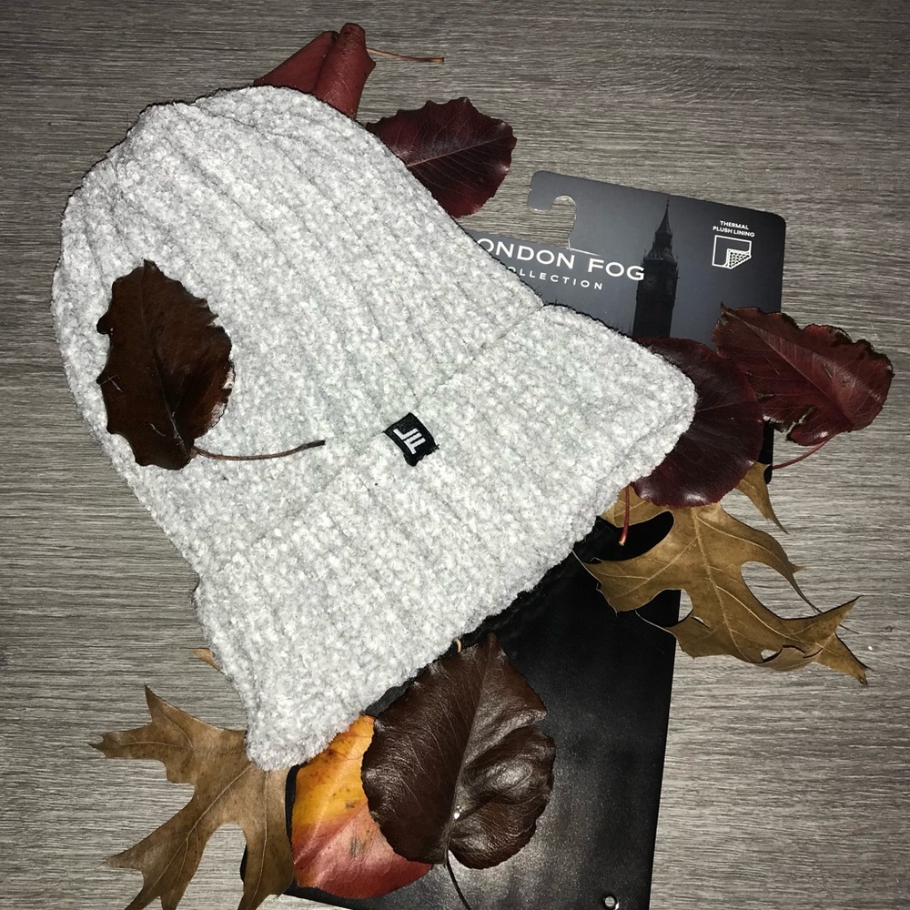 NWT- London Fog light grey wool lined hat